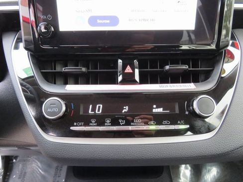 Certified 2023 Toyota Corolla LE image 25