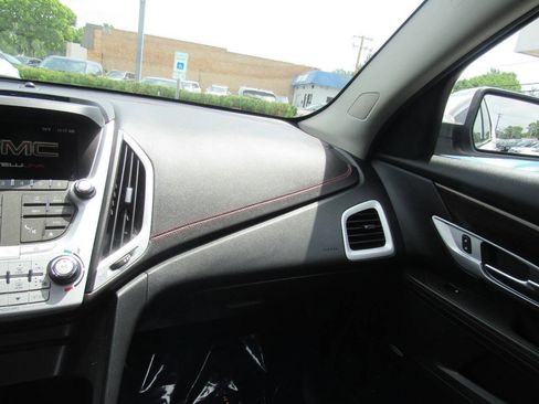 Used 2015 GMC Terrain Denali FWD image 31