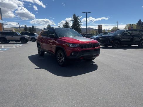 New 2026 Jeep Compass Trailhawk AWD/4WD image 3