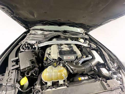 Used 2015 Ford Mustang GT Premium image 28