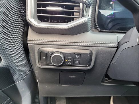 Used 2024 Ford Mustang Premium image 14