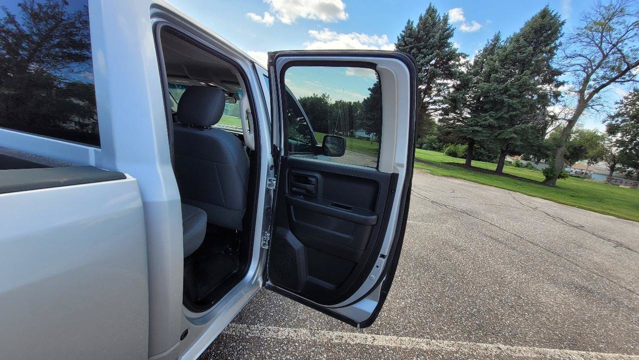 Used 2016 RAM 1500 Tradesman w/ Popular Equipment Group RWD image 12