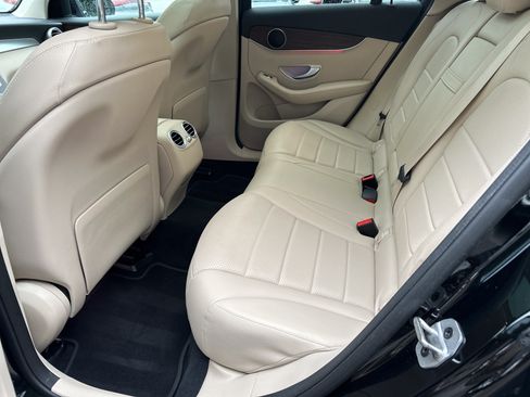 Certified 2022 Mercedes-Benz GLC 300 image 41