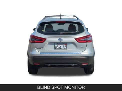 Used 2020 Nissan Rogue Sport SV FWD image 8