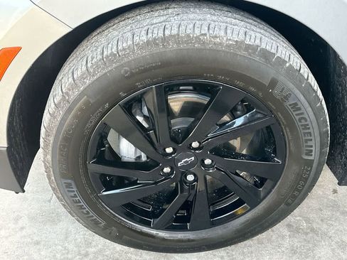 Used 2024 Chevrolet Equinox LS w/ Sport Edition FWD image 11