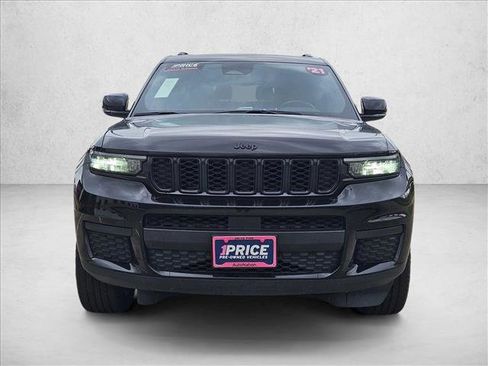 Used 2021 Jeep Grand Cherokee L Laredo RWD image 2