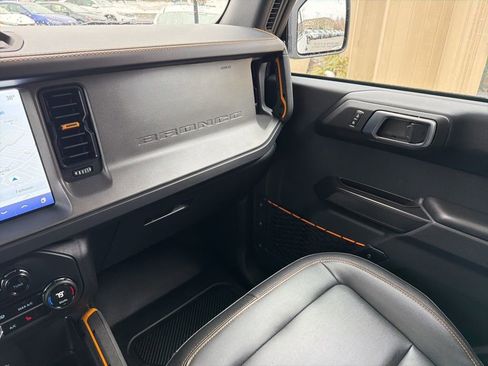 Certified 2024 Ford Bronco Badlands AWD/4WD image 39