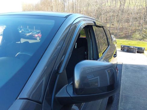 Used 2019 Dodge Durango SXT w/ 3rd Row Seating Group image 11