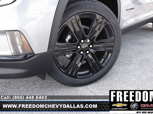 New 2026 GMC Acadia Elevation w/ Black Edition image 9