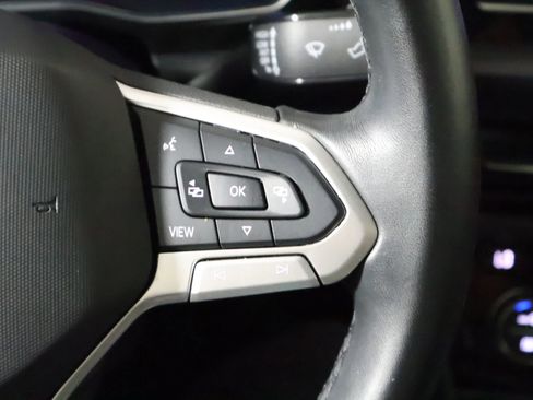 Used 2024 Volkswagen Jetta SE image 38