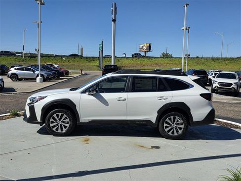 New 2025 Subaru Outback Premium image 6