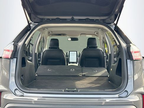 Used 2023 Ford Edge SEL image 7