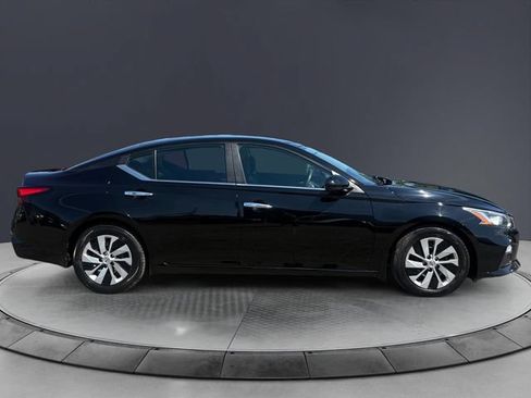Used 2020 Nissan Altima 2.5 S FWD image 6