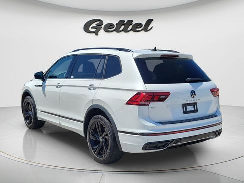 Used 2023 Volkswagen Tiguan SE R-Line image 7