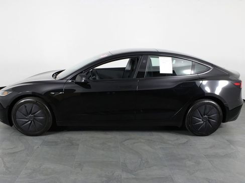 Used 2025 Tesla Model 3 Long Range image 13