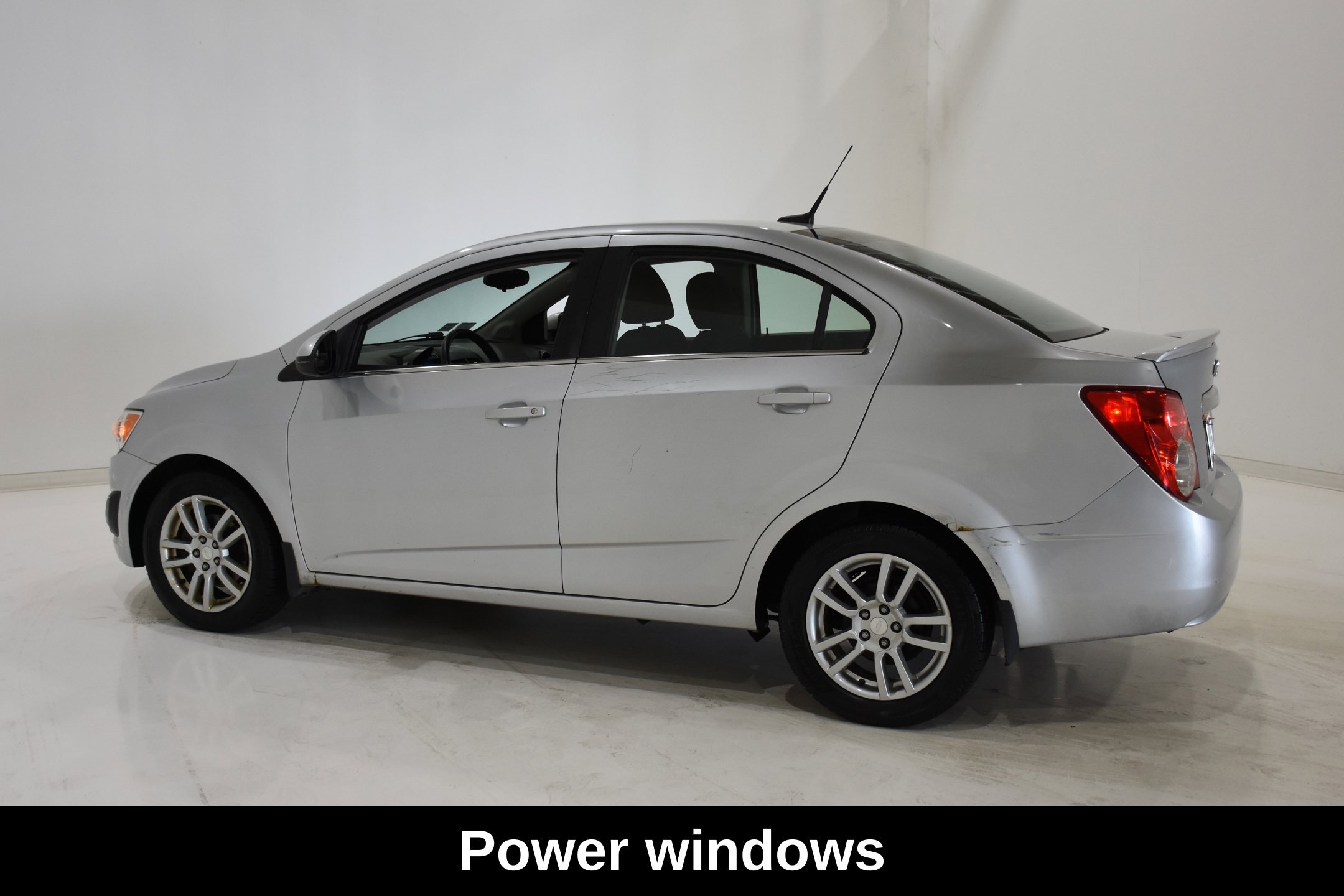 Used 2013 Chevrolet Sonic LT w/ Wheels and Fog Lamp Package FWD image 3