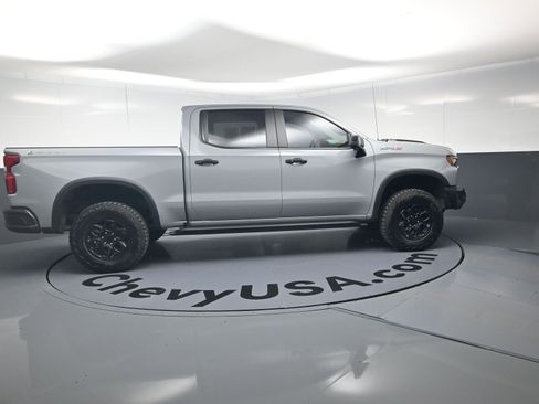 Used 2025 Chevrolet Silverado 1500 ZR2 w/ ZR2 Bison Edition AWD/4WD image 10