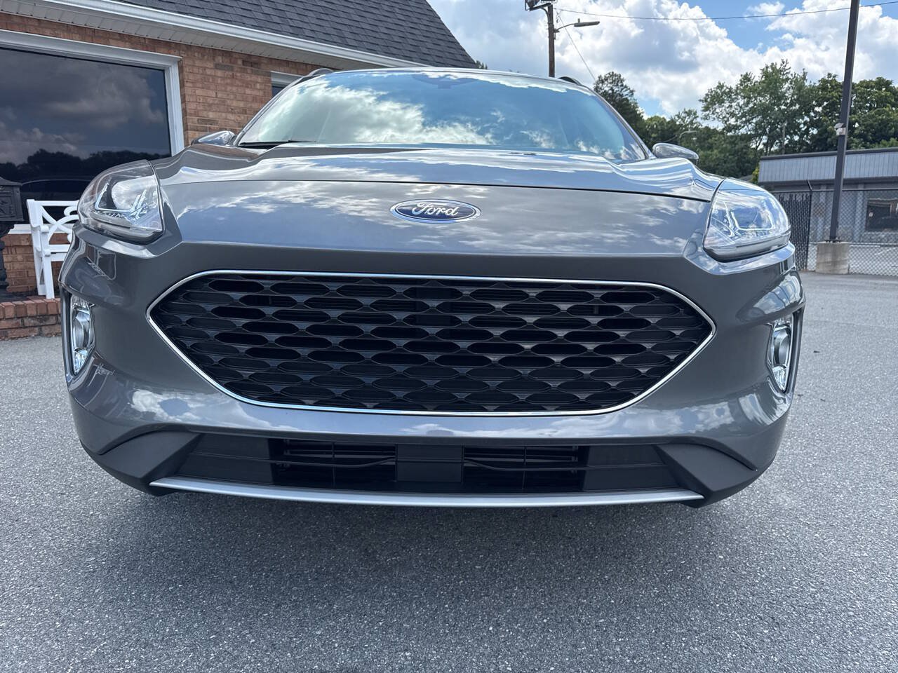 Used 2022 Ford Escape SEL w/ Technology Package FWD image 6