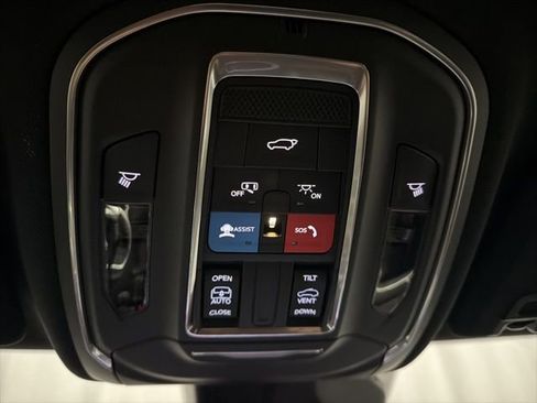 New 2026 Jeep Grand Cherokee Altitude image 35