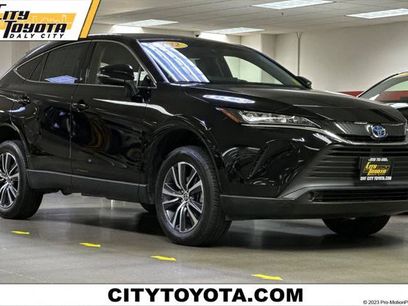 Certified 2022 Toyota Venza LE