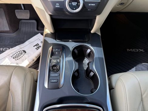 Used 2020 Acura MDX FWD image 14