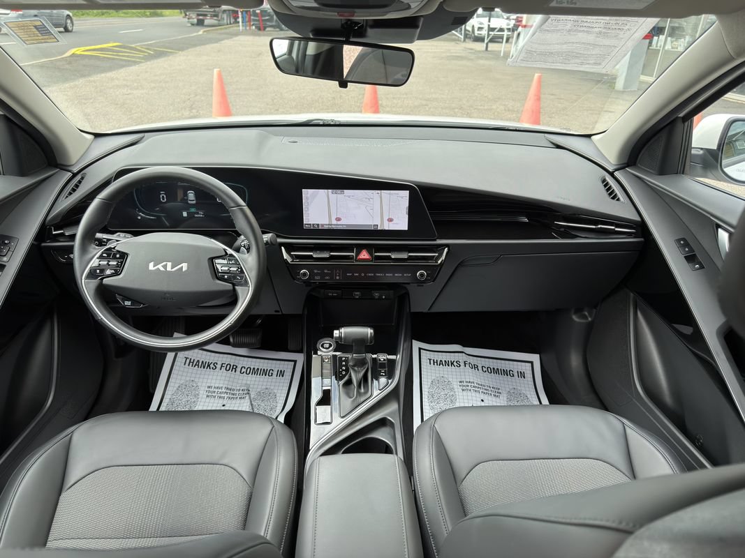 Used 2023 Kia Niro EX FWD image 37