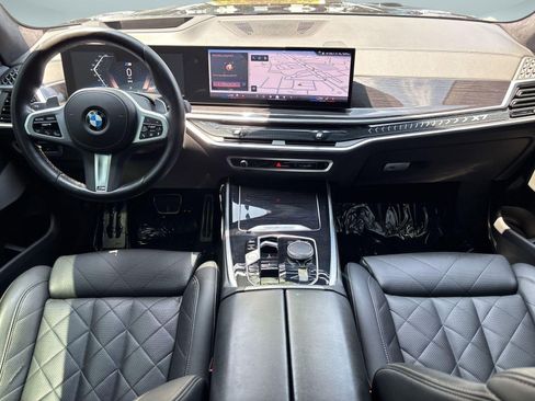 Certified 2024 BMW X7 xDrive40i w/ M Sport Package AWD/4WD image 16