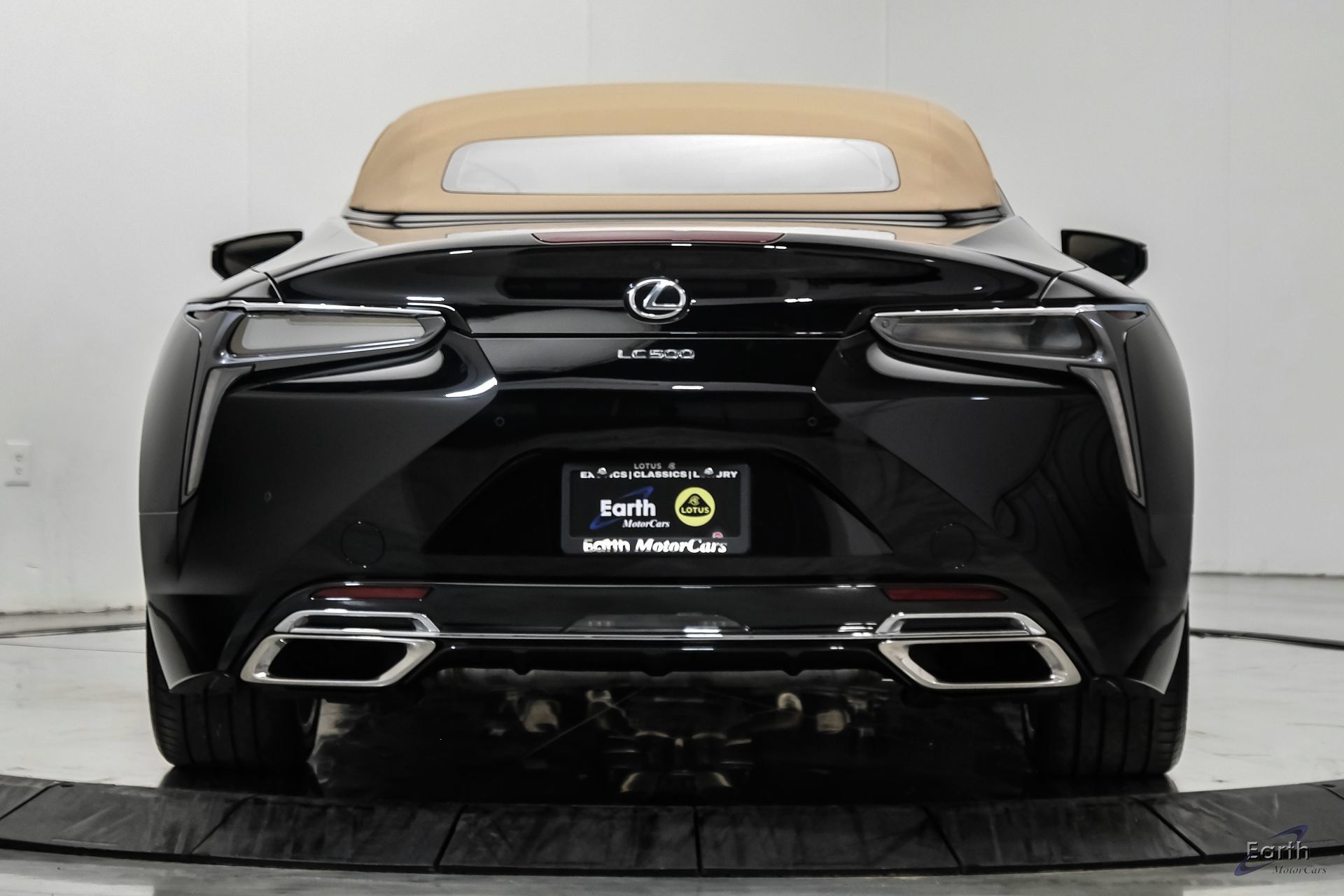 Used 2021 Lexus LC 500 Convertible w/ Touring Package RWD image 17