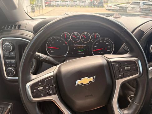 Used 2023 Chevrolet Silverado 2500 LT w/ Convenience Package AWD/4WD image 19