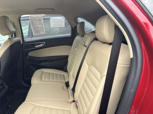 Used 2022 Ford Edge SEL w/ Convenience Package AWD/4WD image 12