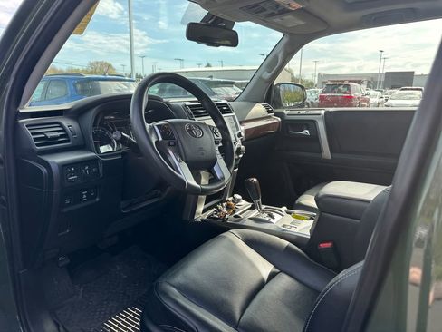 Used 2022 Toyota 4Runner Limited image 9