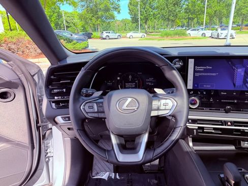 Certified 2025 Lexus RX 350 Premium Plus w/ Accessory Package (Z1) FWD image 19