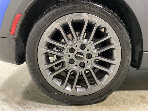 Certified 2025 MINI Cooper S image 25