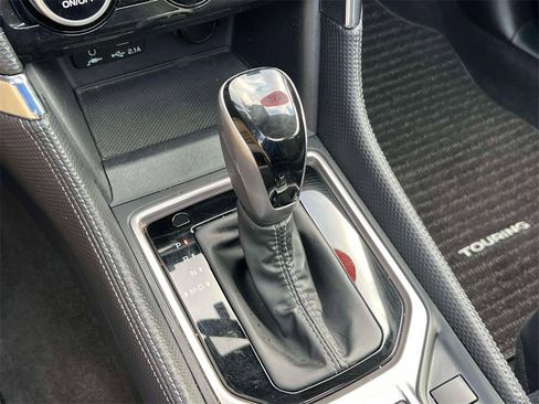 Used 2022 Subaru Forester Touring image 31