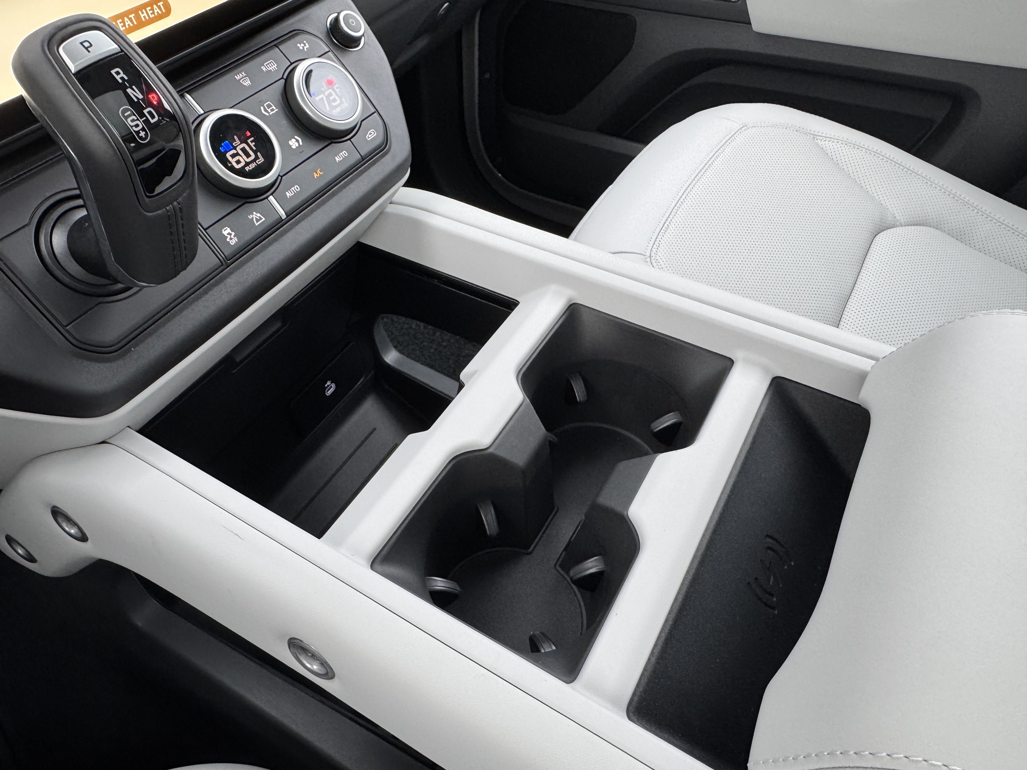 New 2026 Land Rover Defender 110 S AWD/4WD image 23