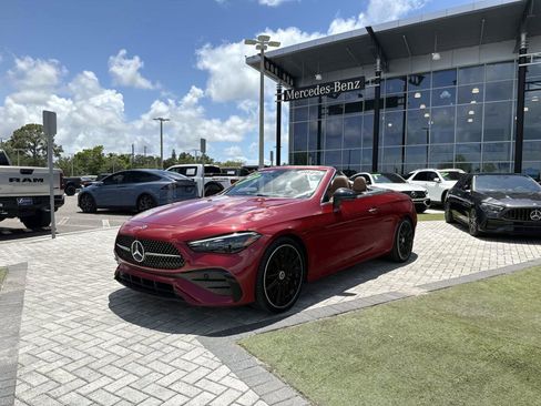 Certified 2026 Mercedes-Benz CLE 300 4MATIC Cabriolet image 2