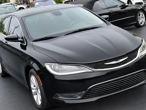 Used 2016 Chrysler 200 LX FWD image 1