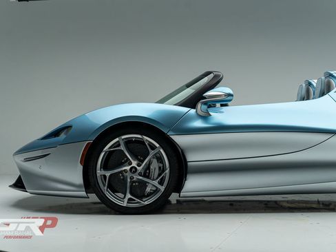 Used 2021 McLaren Elva image 31