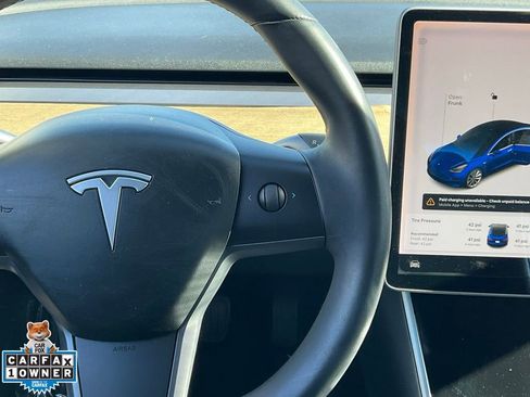 Used 2018 Tesla Model 3 Long Range RWD image 39