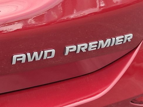 Certified 2021 Chevrolet Equinox Premier AWD/4WD image 31