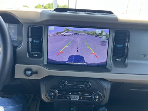 Certified 2024 Ford Bronco Wildtrak image 22