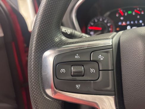 Used 2025 Chevrolet Blazer LT image 17