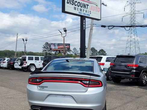 Used 2021 Dodge Charger SXT w/ Blacktop Package RWD image 6