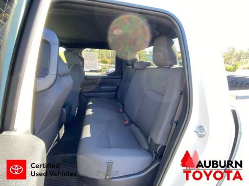 Certified 2025 Toyota Tacoma SR5 AWD/4WD image 24