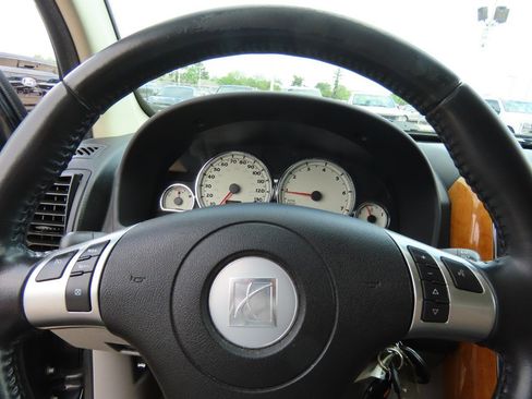 Used 2006 Saturn Vue 2WD V6 w/ Chrome Pkg image 26