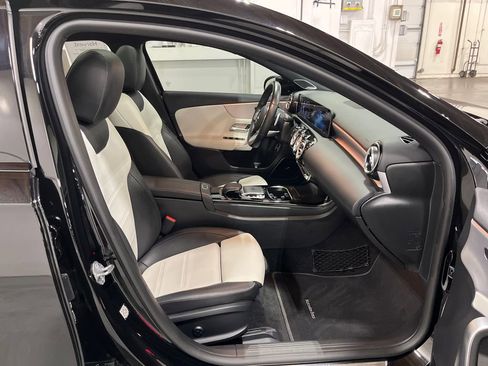 Used 2020 Mercedes-Benz A 220 4MATIC image 25