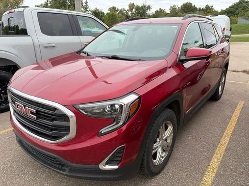 Used 2019 GMC Terrain SLE w/ Driver Convenience Package AWD/4WD image 1