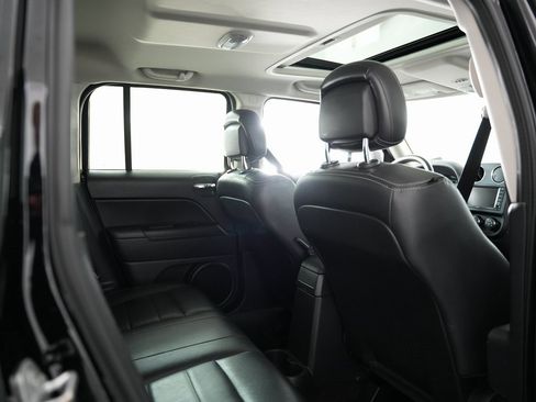 Used 2016 Jeep Patriot High Altitude image 37