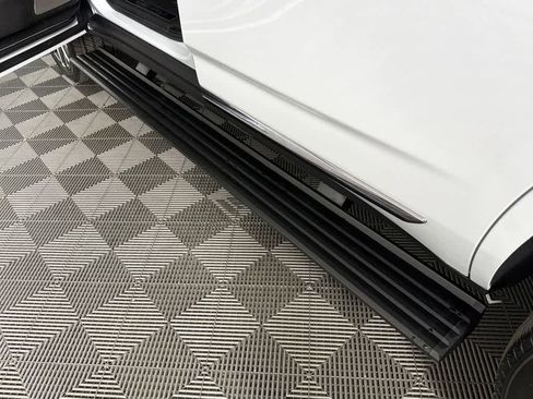 New 2026 GMC Yukon Denali Ultimate image 8