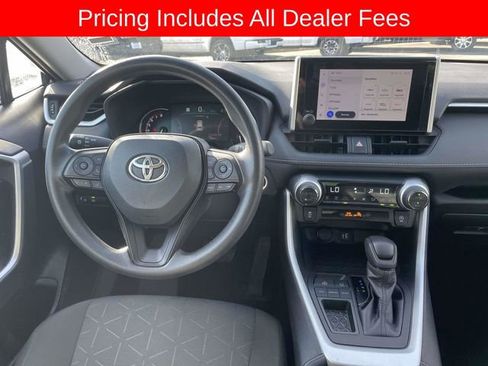Used 2024 Toyota RAV4 XLE FWD image 14